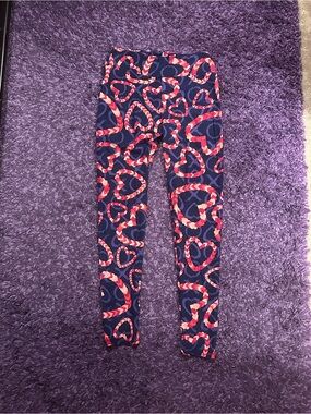 LuLaRoe Navy Leggings with Pink, Purple and Red Heart Braid Print Size OS